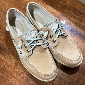 Sperry top sider shoes